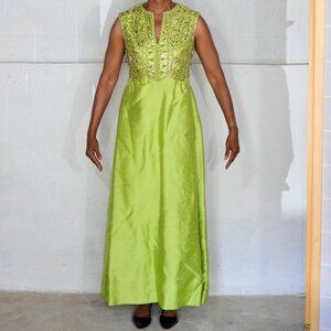 Smart Miss Green Shantung Beaded Gown -Vintage Size 10 - Fits like.6